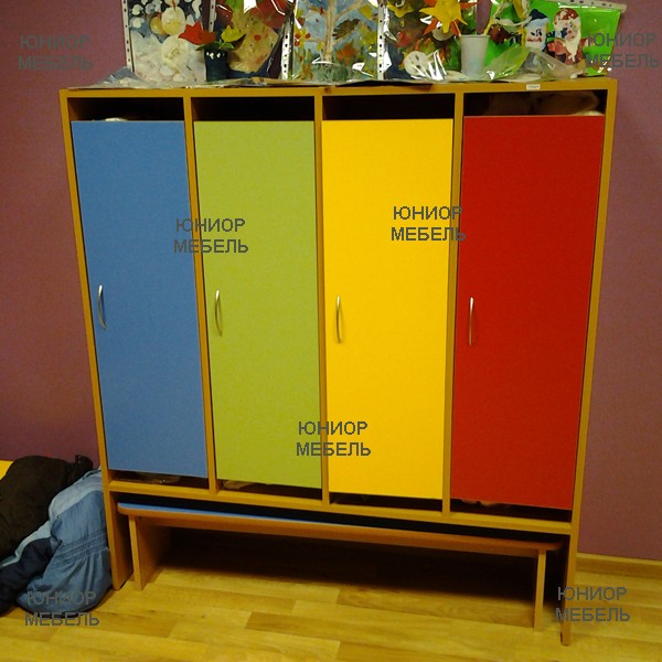 Шкаф четырехстворчатый для раздевалки в детском саду
